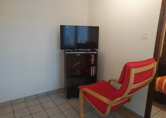 Chez Fabienne T1