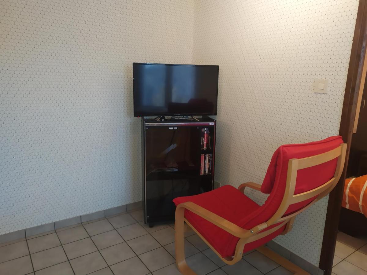 Chez Fabienne T1 * Le Breuil-sur-Couze